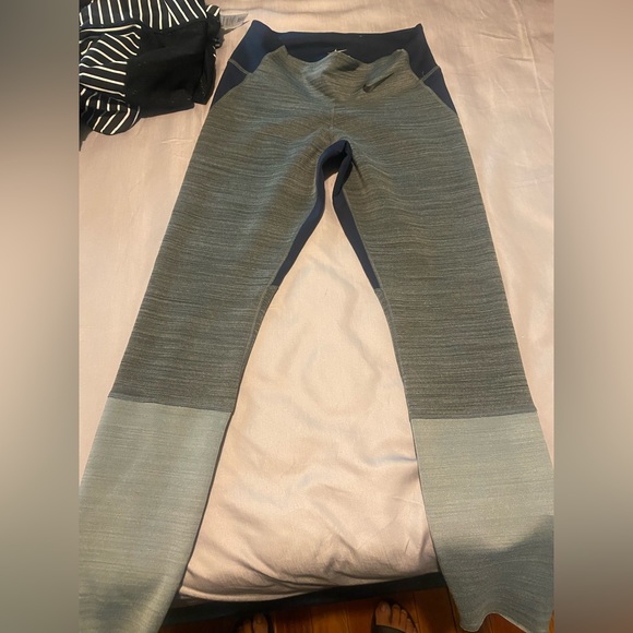 Nike Dri-Fit Pants - Picture 3 of 4